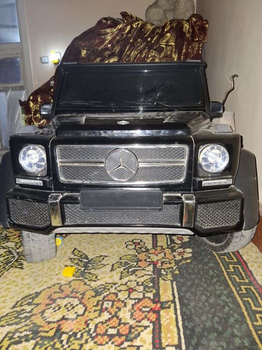 Elektr moshina Mercedes