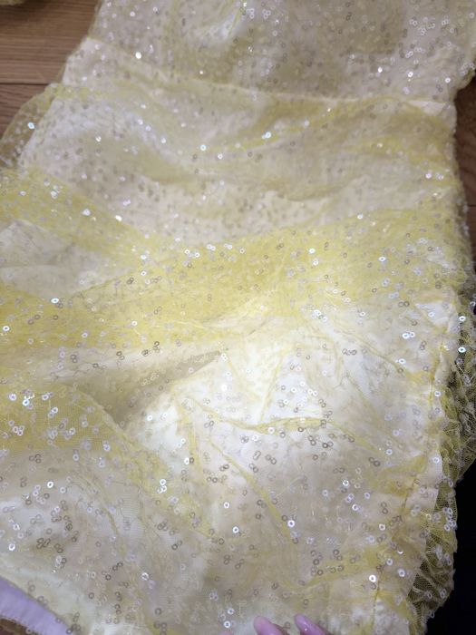 Поатье в желтом цвете Post Meridiem