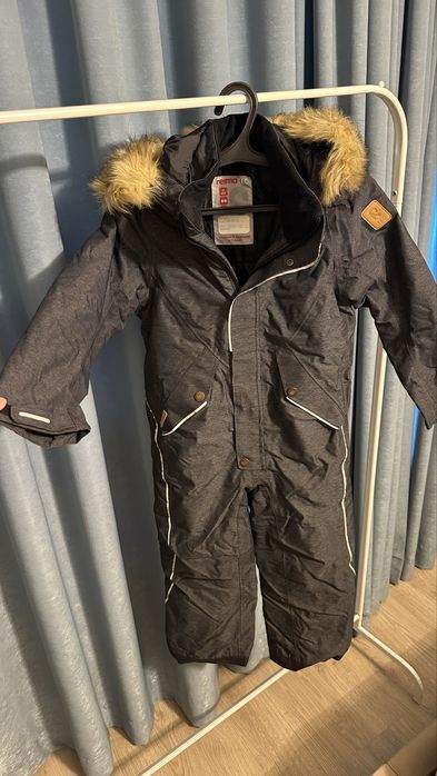 Продам зимний комбинезон Reima рр 116