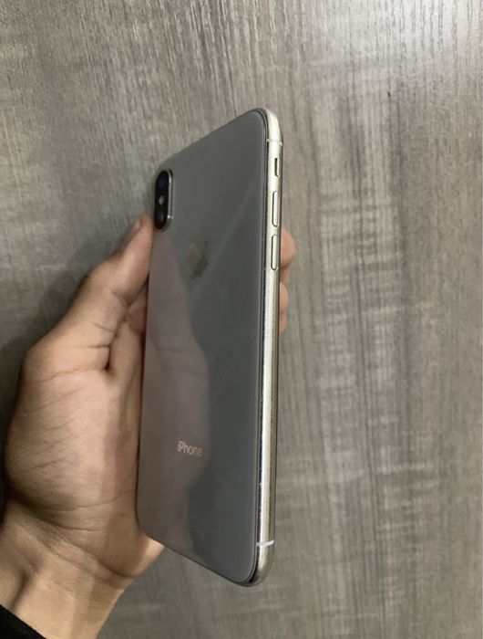 Iphone x в отличном состояний!срочно!