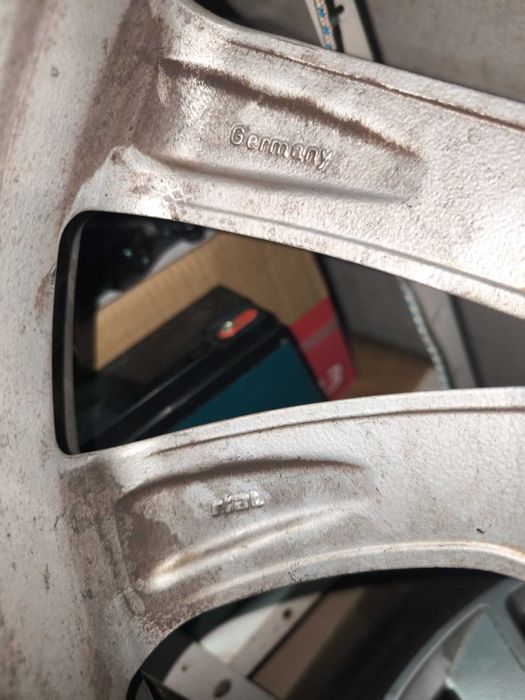 Джанти с гуми Rial 19 5x112 ET40 8.5J