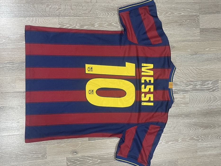 форма MESSI 2011 года