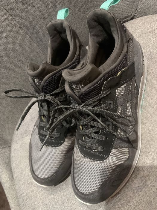 Маратонки asics 39