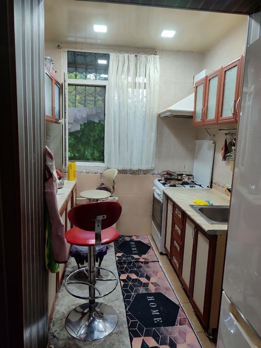 Срочно продажа максим горький 2х