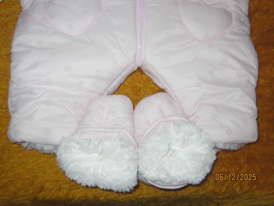 Бебешка космонавтка/ескимос/ absorba