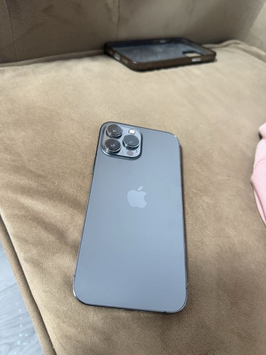 Vand carcasa iphone 13 pro max stare buna! Cu placa de baza!