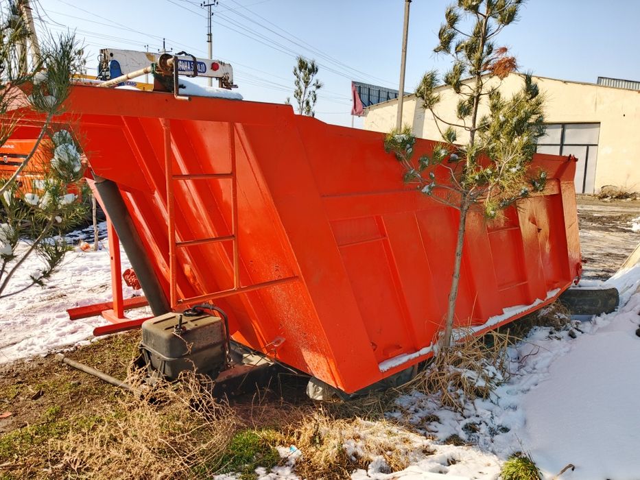 Samosval kuzof sotiladi