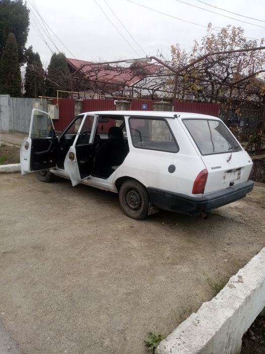 Dacia 1310 CLI break Moto102-41 CV5TR
