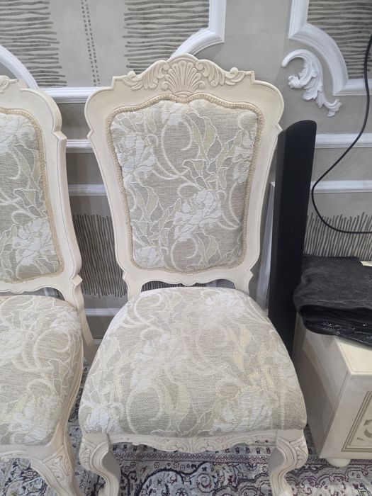 Продам стулья 7 шт.
