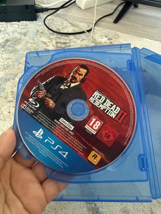 Продам диску на пс4 RDR2