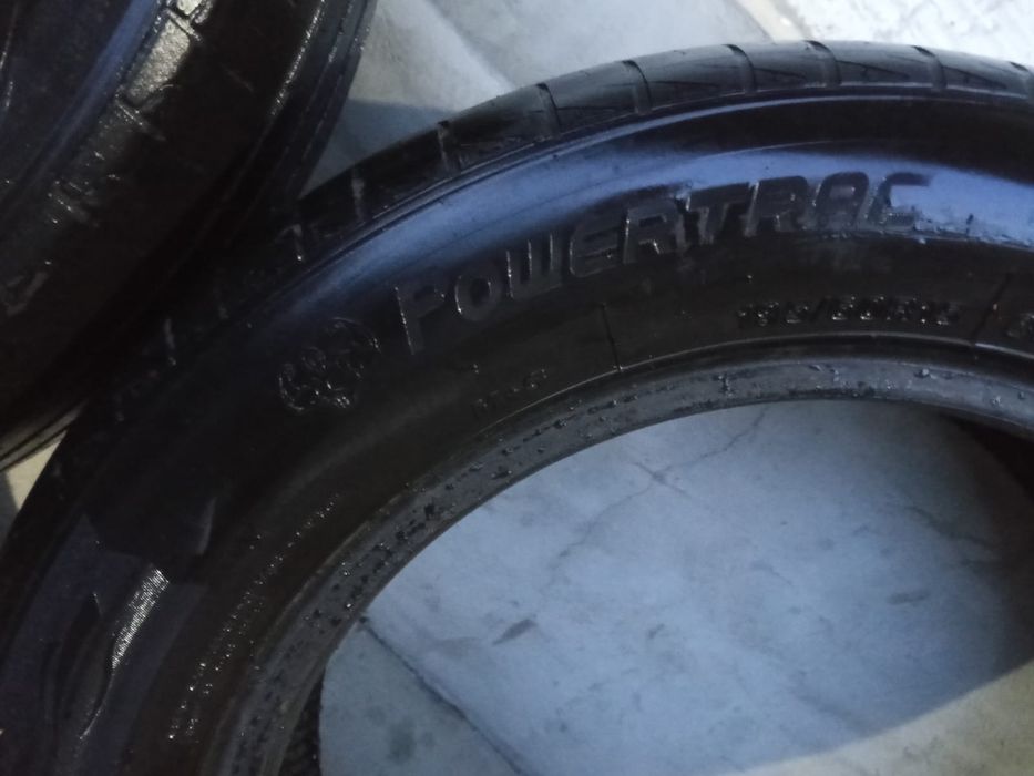Продам шины б/у авто