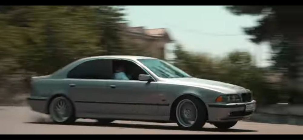 Продаётся BMW E39