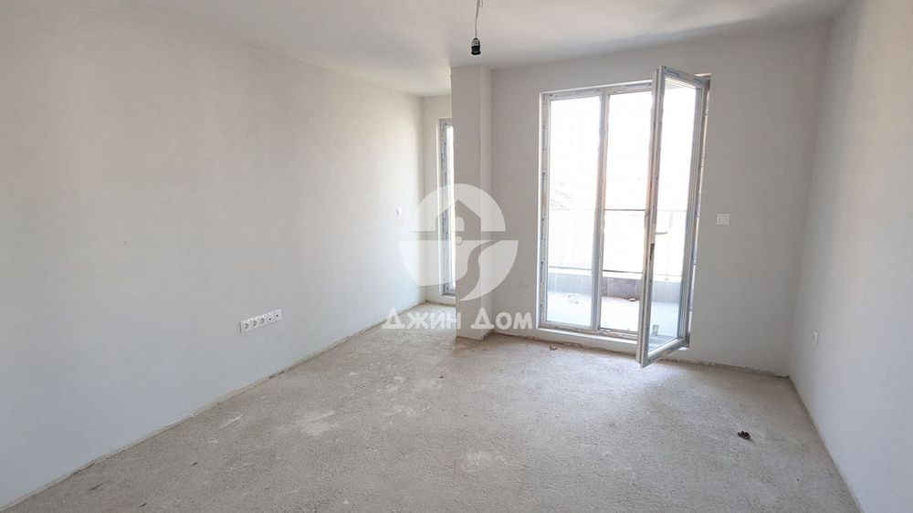 Продава се Тристаен апартамент в Бургас, Център - 110 кв.м за 3212 €/кв.м - Снимка #4