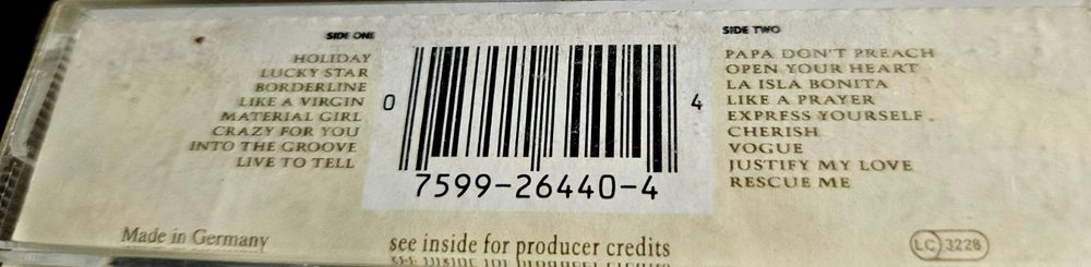Луксозна Студийна МАДОНА  касета  с книжка.