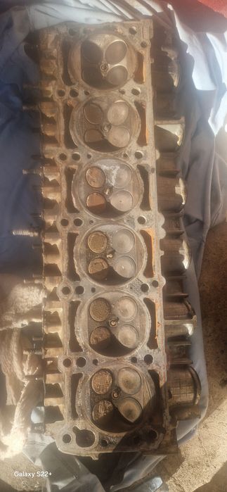 Головка мерседес 3,2 2,8
