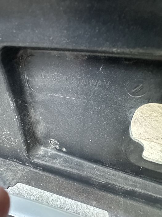 Бампер на камри 50 перед