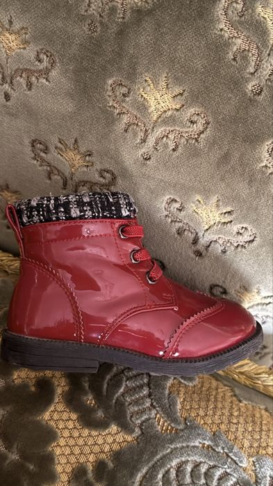 Ботинки доя девочек, брендовые