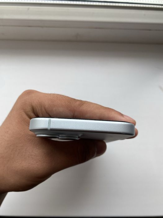 Iphone 15 128гб голубой 92%АКБ