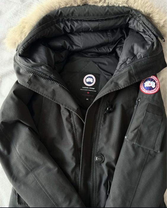 Продам куртку Canada Goose