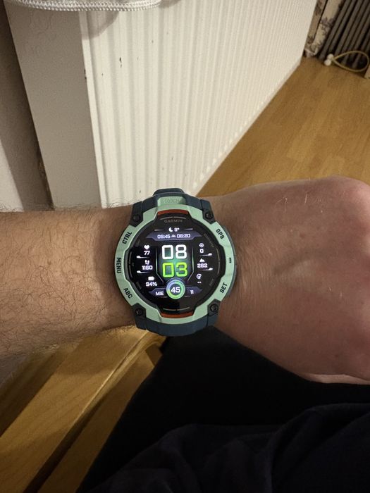 Garmin instinct 3, amoled, 50mm.