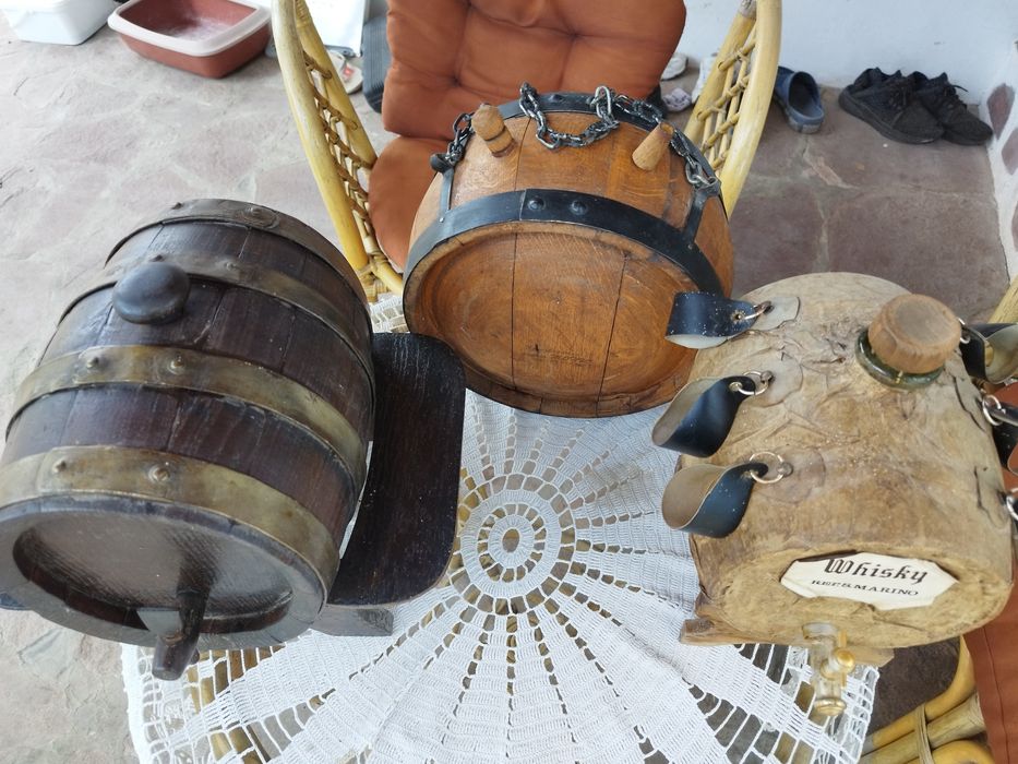 Буре дъбово със стойка