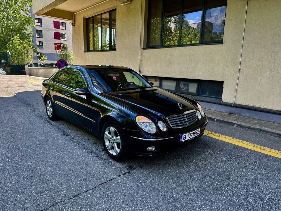 MERCEDES-BENZ E-Class 2004