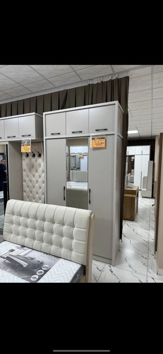 Распвшной маленький шкафчик