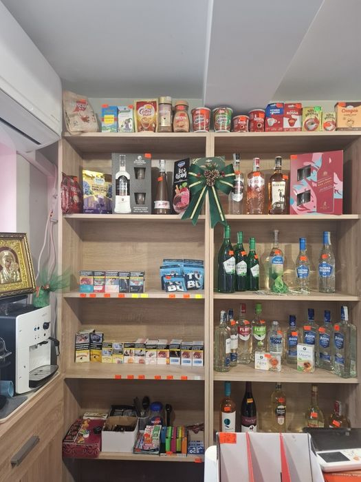 Продавам оборудване за магазин