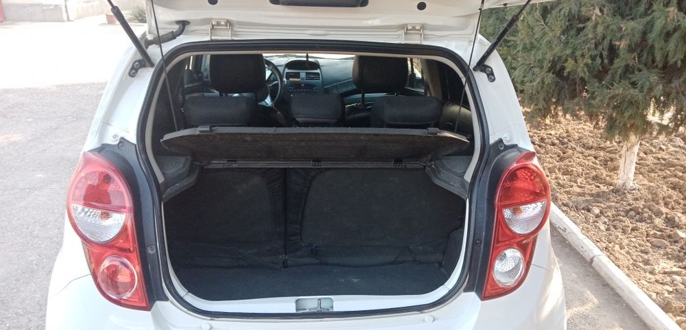 Спарк сотилади, холати аъло.