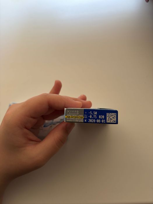 Продам линзы Acuvue oasys