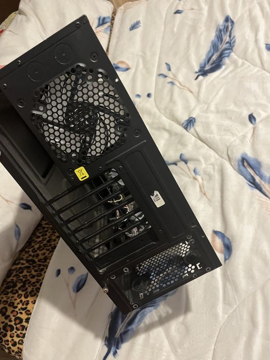 carcasa cool master Atx , matx