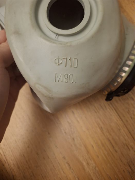 Vând doua măști pbf
