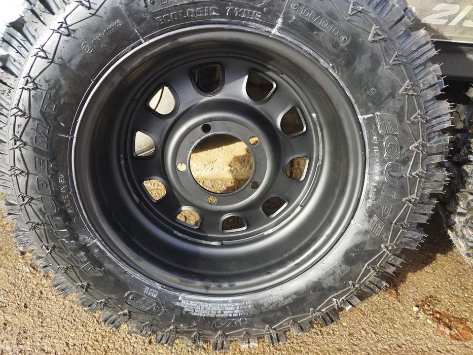 4 броя джанти с гуми - уаз , витара