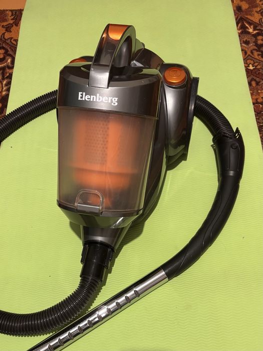 Пылесос Elenberg VC42, 1800W