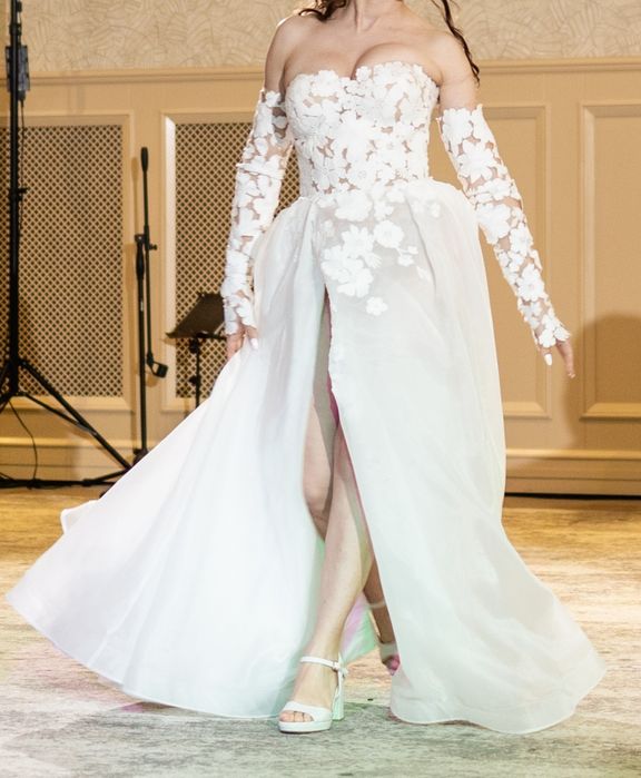 Булчински рокля Eira 
Designer: Natalia Romanova