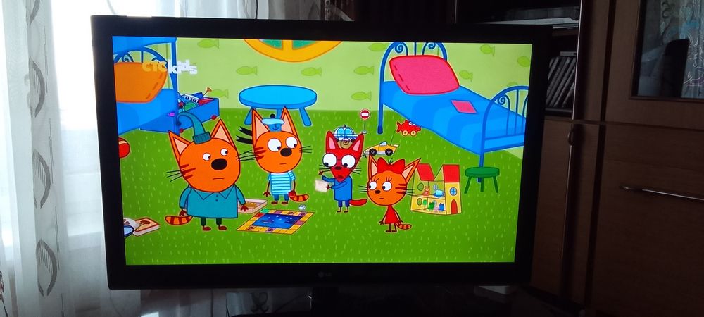 Телевизор LG диагональ 116