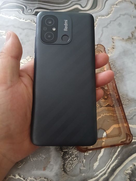 Redmi 12c sotiladi