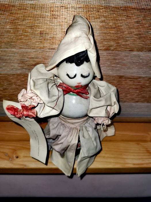 Керамична кукла фигура бутилка wodka polska от 1962 г не отваряна !