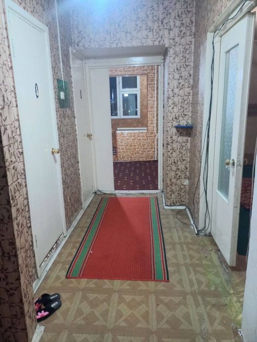 Сергели 8 А да 2 хонали уй срочно ижарага берилади