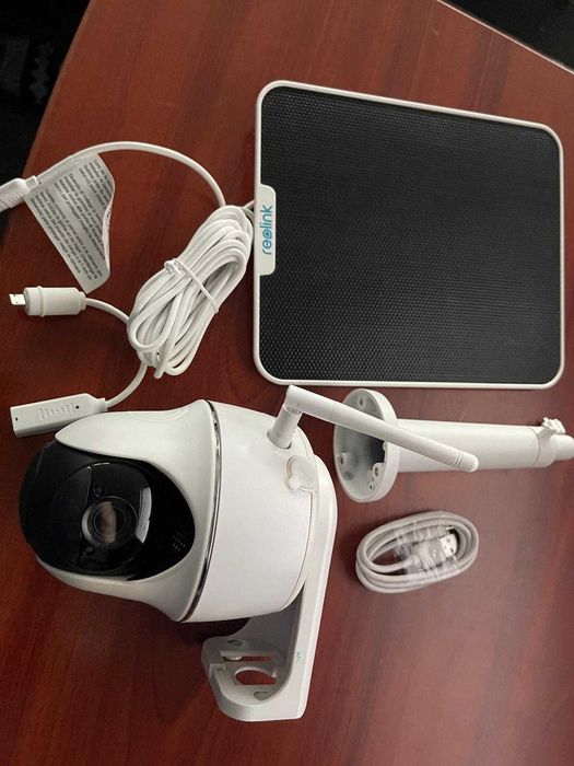 Camera supraveghere cu panou solar-Reolink Argus PT 3Mp