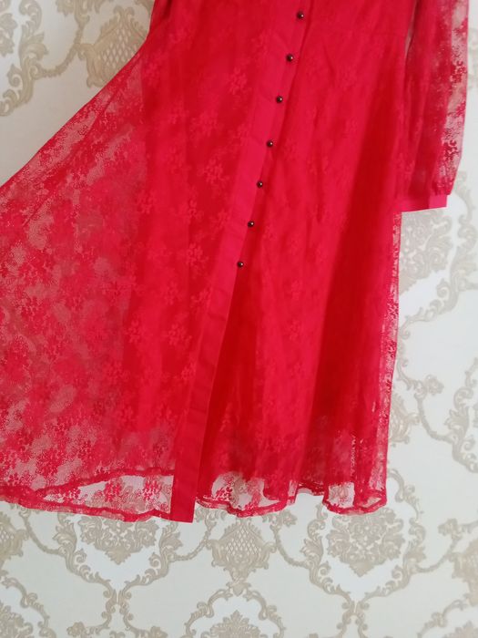 Qizlar uchun koʻylak toʻrli