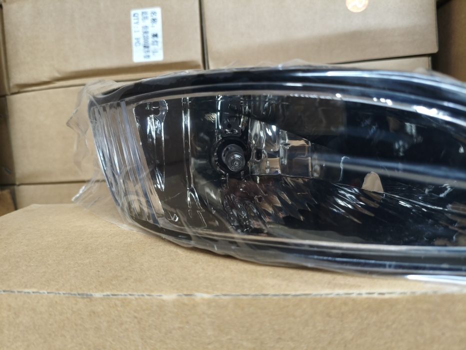 Продаю туманки Лексус RX330