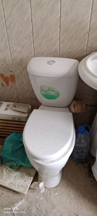 Продаю унитаз хорошем состояние