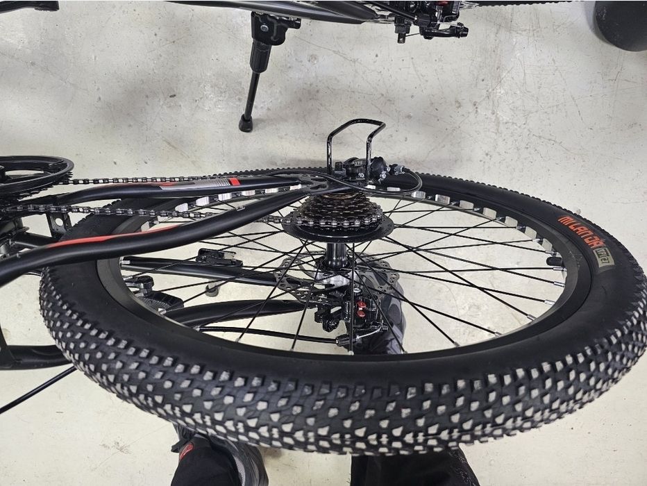 Велосипед 24 цола дискови спирачки палцови команди Подсилени капли