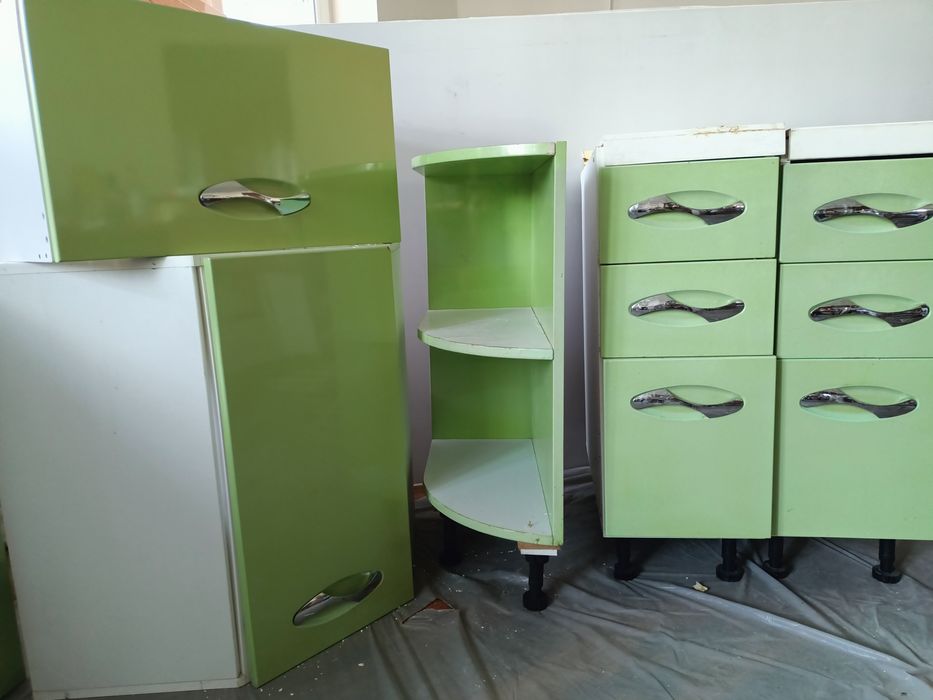 Продаю кухонный гарнитур