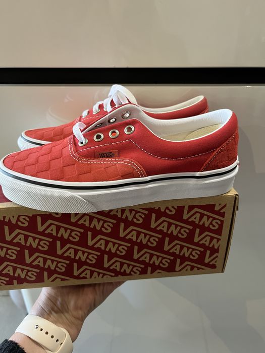Оригинални кецове на Vans