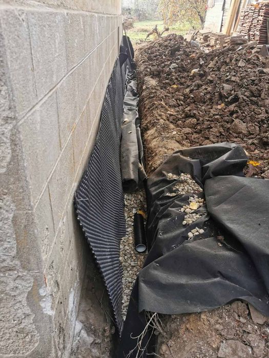 Услуги със мини багер и бобкат