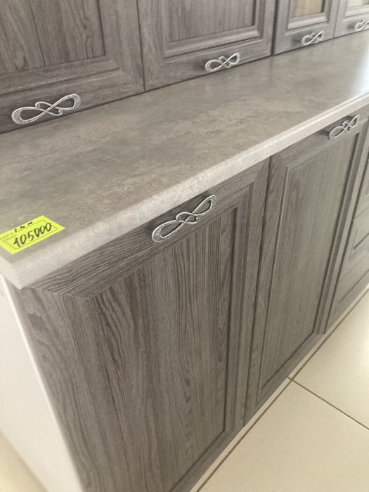 Кухонный гарнитур новый 1.4 м