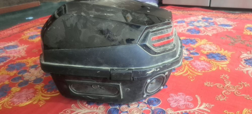 Skuter uchun bagaj sotiladi