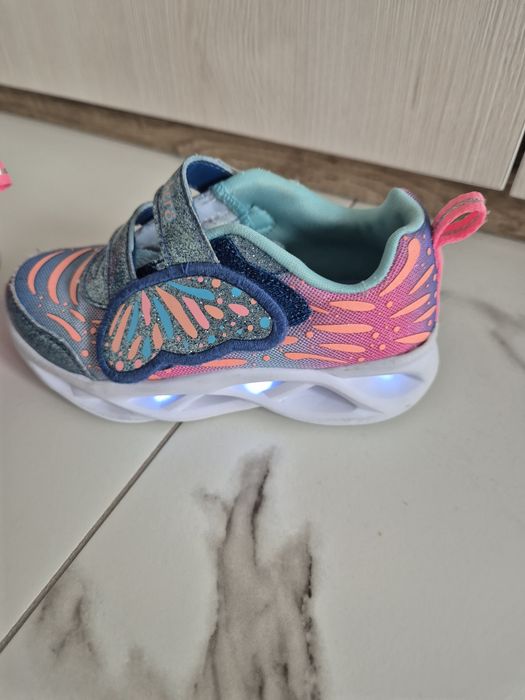 Маратонки Nike  номер 26